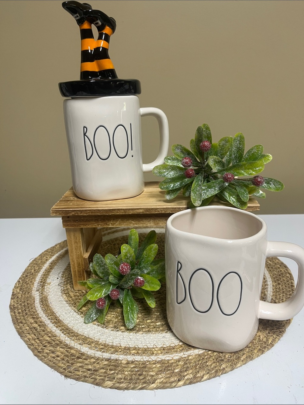Rae Dunn (2) mugs “BOO” one with topper in good condition